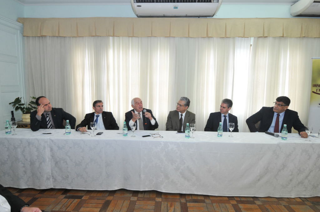 Palestra Nilton Molina