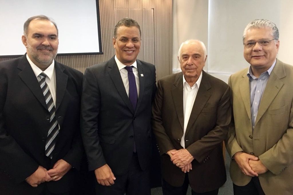 CSP-MG prestigia palestra sobre longevidade com Nilton Molina