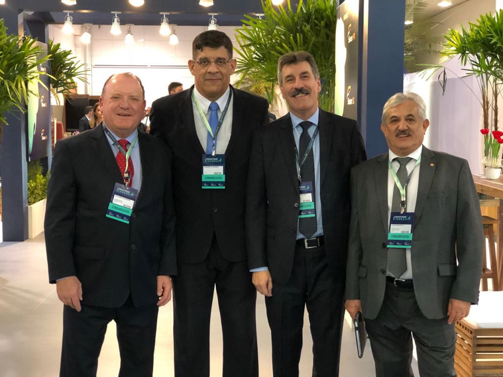 Ricardo Pansera (presidente do Sincor-RS), Mauricio Tadeu Morais (diretor do CSP-MG), José Antônio de Castro (presidente Sincor-PR), Auri Bertelli (presidente Sincor-SC)