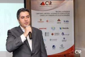 07/03/2018 – Palestra “Seguros na Era Digital” – Rafael Rosas 