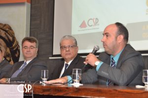 27/03/2019 –  6º Encontro do Clube de Seguros de Pessoas de Minas Gerais (CSP-MG). Após a palestra, o presidente da FenaPrevi e lideranças do mercado participaram de debate e responderam às perguntas dos participantes.