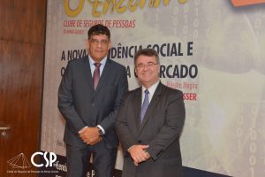 27/03/2019 –  6º Encontro do Clube de Seguros de Pessoas de Minas Gerais (CSP-MG). Após a palestra, o presidente da FenaPrevi e lideranças do mercado participaram de debate e responderam às perguntas dos participantes.