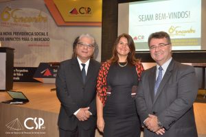 27/03/2019 –  6º Encontro do Clube de Seguros de Pessoas de Minas Gerais (CSP-MG). Após a palestra, o presidente da FenaPrevi e lideranças do mercado participaram de debate e responderam às perguntas dos participantes.