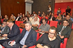 27/03/2019 –  6º Encontro do Clube de Seguros de Pessoas de Minas Gerais (CSP-MG). Após a palestra, o presidente da FenaPrevi e lideranças do mercado participaram de debate e responderam às perguntas dos participantes.