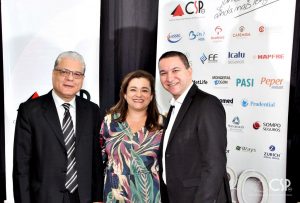 03/12/2019 – Uma manhã de muitas homenagens, reencontros e momentos especiais para celebrar as conquistas do ano. Assim foi a confraternização do Clube de Seguros de Pessoas de Minas Gerais (CSP-MG), realizada no salão nobre do Automóvel Clube de Minas Gerais, em Belo Horizonte.