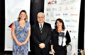 03/12/2019 – Uma manhã de muitas homenagens, reencontros e momentos especiais para celebrar as conquistas do ano. Assim foi a confraternização do Clube de Seguros de Pessoas de Minas Gerais (CSP-MG), realizada no salão nobre do Automóvel Clube de Minas Gerais, em Belo Horizonte.