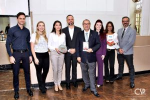 03/12/2019 – Uma manhã de muitas homenagens, reencontros e momentos especiais para celebrar as conquistas do ano. Assim foi a confraternização do Clube de Seguros de Pessoas de Minas Gerais (CSP-MG), realizada no salão nobre do Automóvel Clube de Minas Gerais, em Belo Horizonte.